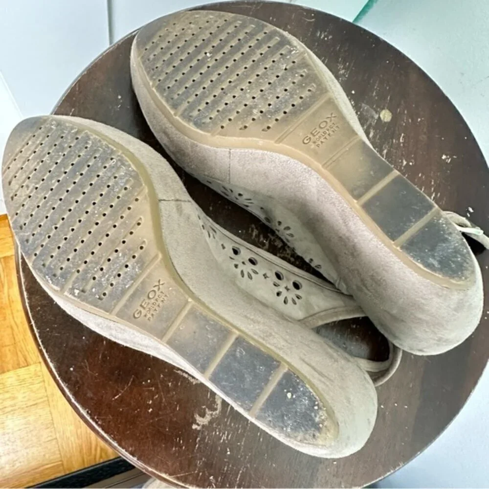 Geox Respira Wedge Heels Size 41 Eyelet Cutout Tan